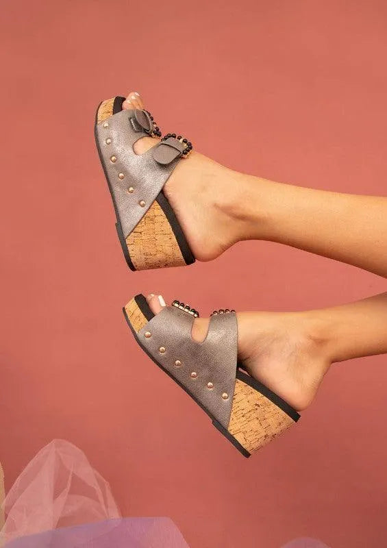Brianna Sandals - Jessiz Boutique