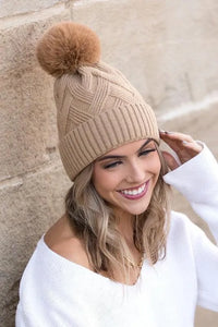 Chunky Knit Fur Pom Beanie - Jessiz Boutique