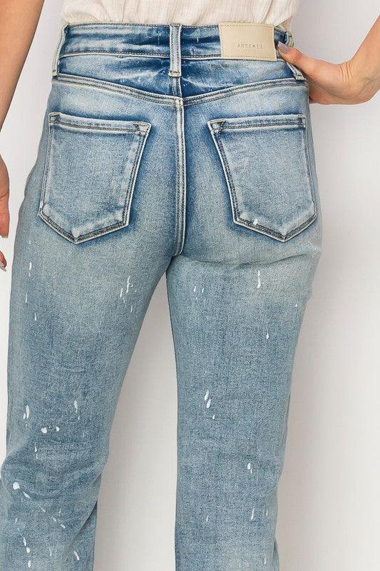 High Rise Distressed Straight with Fray Hem Jeans - Jessiz Boutique