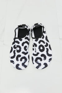 MMshoes On The Shore Water Shoes in White - Jessiz Boutique
