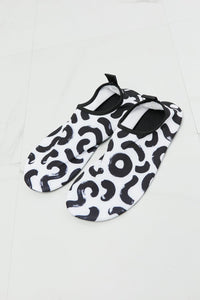 MMshoes On The Shore Water Shoes in White - Jessiz Boutique